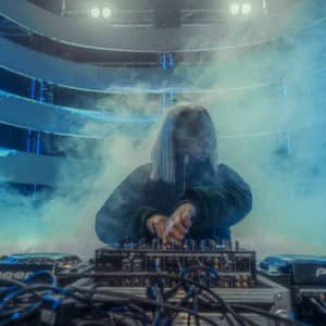 Jeudi minuit, Looping Nights, Slab Note, Jarring Effects, techno