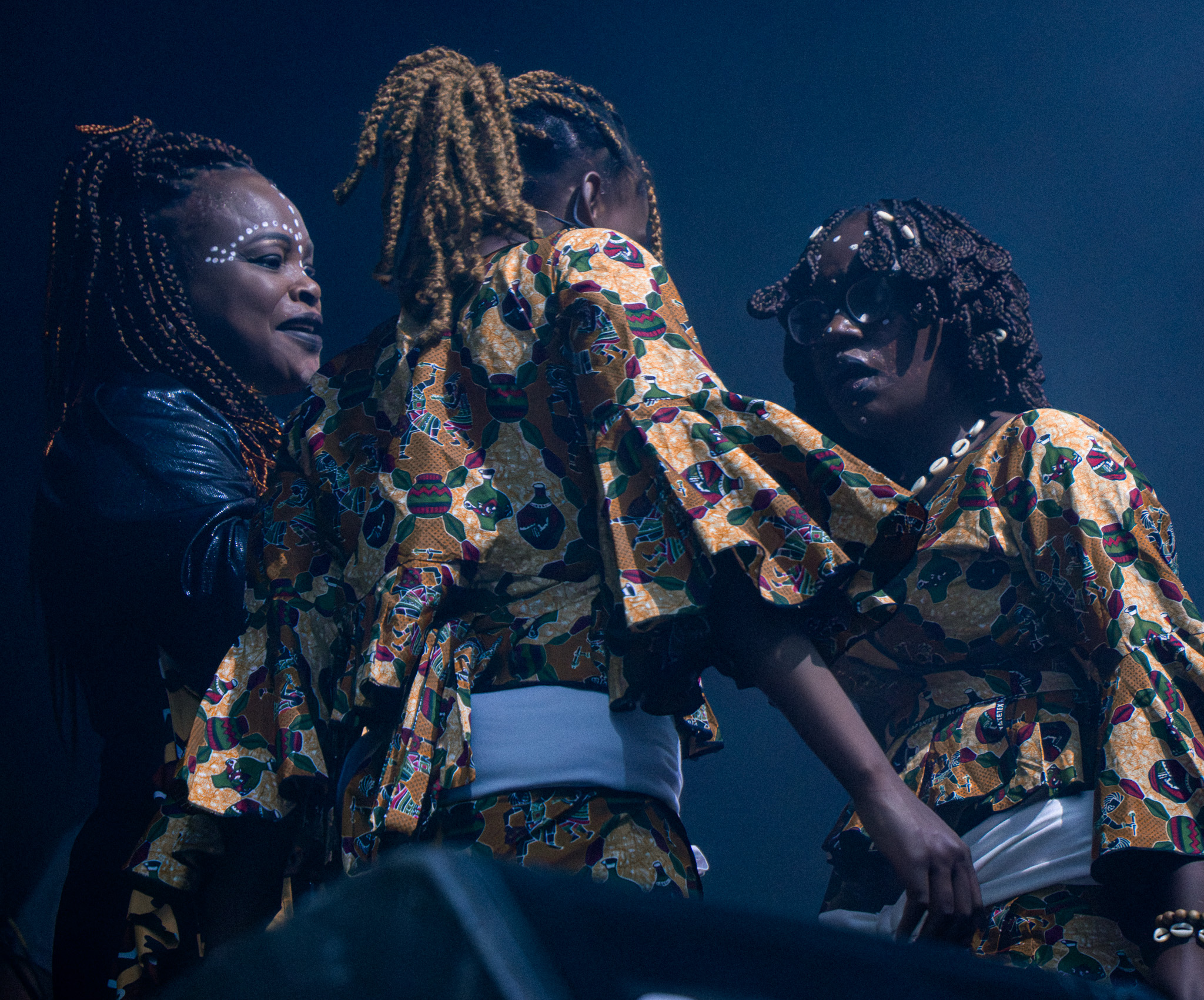 Wa Sangi, Ya Ngo, Les Mamans du Congo, Rrobin
