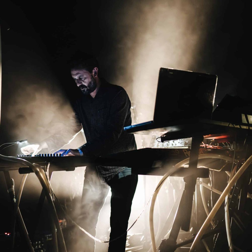 Zero Gr4vity, Une Très Légère Oscillation, Jarring Effects, Slab Note, techno, ambient, electronic? ez3KIEL