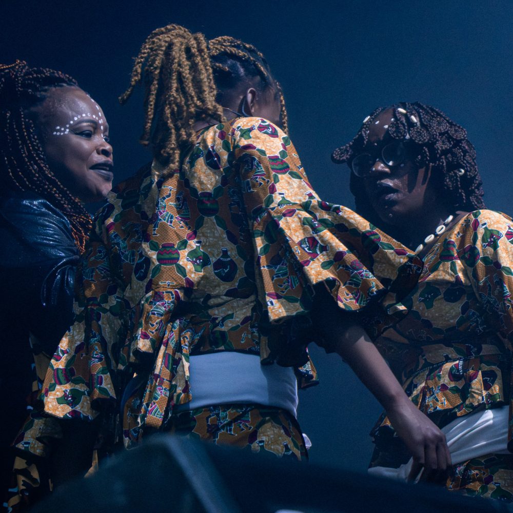 Wa Sangi, Ya Ngo, Les Mamans du Congo, Rrobin